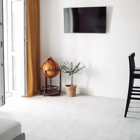 Helles, Modernes Apartment, Balkon, Fahrstuhl, 2p Apartment Chemnitz