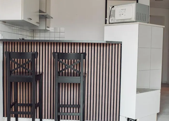 Helles, Modernes Apartment, Balkon, Fahrstuhl, 2p *